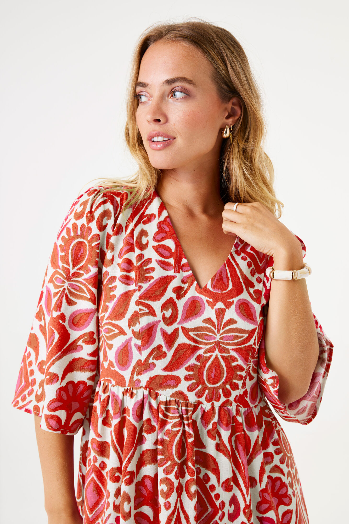 e50286-3979-onmodel-front-2000-73817242